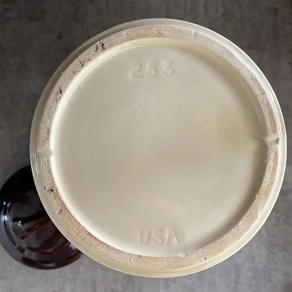Vintage McCOY POTTERY 253 Canister Storage Jar with Lid — Made in the USA